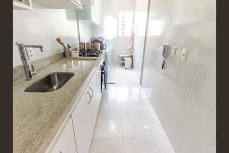 Apartamento à venda com 80m², 3 quartos e 1 vagaCozinha