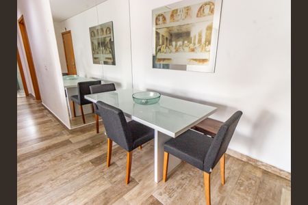 Apartamento à venda com 80m², 3 quartos e 1 vagaSala