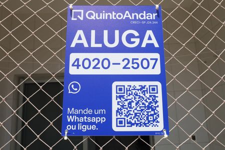 Apartamento para alugar com 51m², 1 quarto e 1 vagaPlaca instalada na grade da janela da Área de Serviço