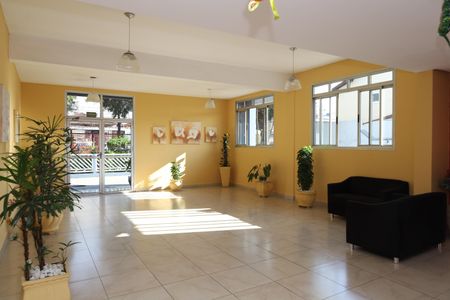 Apartamento para alugar com 51m², 1 quarto e 1 vagaÁrea comum - Saguão do prédio