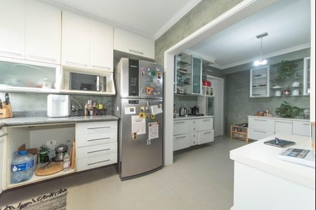 Apartamento à venda com 169m², 3 quartos e 3 vagas Apartamento à venda com 169m², 3 quartos e 3 vagasCozinha