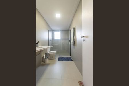 Apartamento à venda com 169m², 3 quartos e 3 vagas Apartamento à venda com 169m², 3 quartos e 3 vagasBanheiro Social