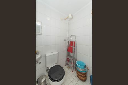 Apartamento à venda com 169m², 3 quartos e 3 vagas Apartamento à venda com 169m², 3 quartos e 3 vagasLavanderia - Banheiro