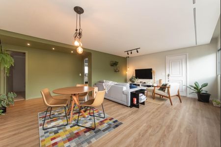 Apartamento à venda com 169m², 3 quartos e 3 vagas Apartamento à venda com 169m², 3 quartos e 3 vagasSala