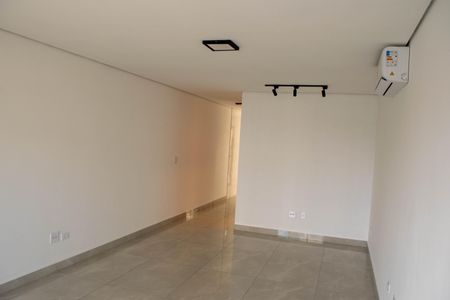 Sala de casa para alugar com 3 quartos, 178m² em Penha de França, São Paulo