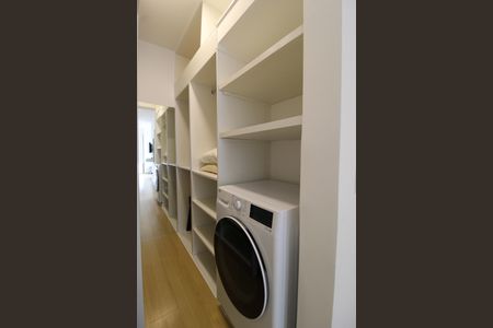 Apartamento para alugar com 70m², 1 quarto e 1 vagaCloset da Suíte