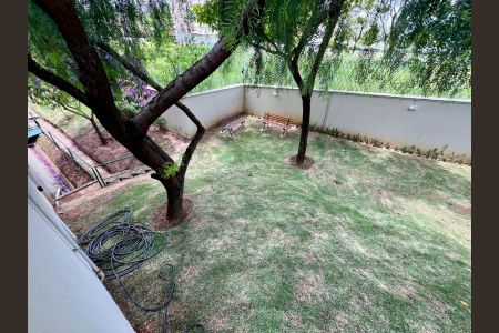 Apartamento para alugar com 53m², 2 quartos e 1 vagaÁrea verde condomínio - Bosque