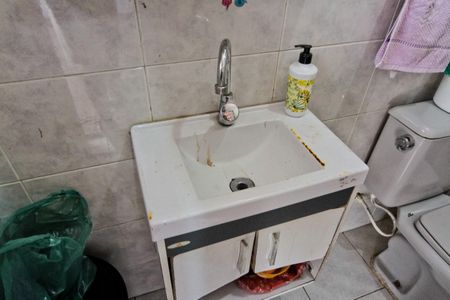 Casa à venda com 90m², 2 quartos e 1 vaga Casa à venda com 90m², 2 quartos e 1 vagaÁrea externa - banheiro