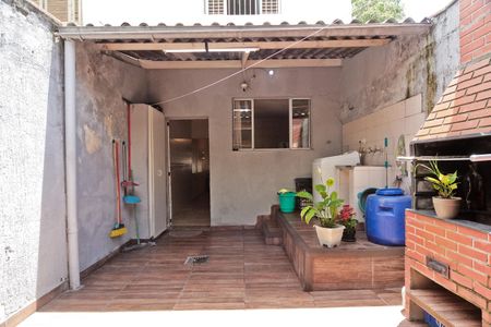 Casa à venda com 90m², 2 quartos e 1 vaga Casa à venda com 90m², 2 quartos e 1 vagaÁrea externa