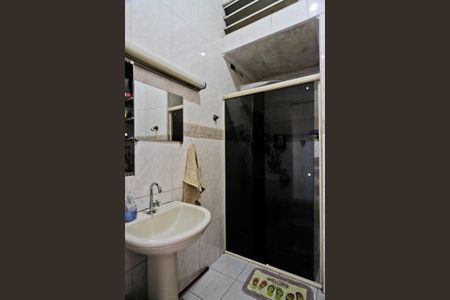 Casa à venda com 90m², 2 quartos e 1 vaga Casa à venda com 90m², 2 quartos e 1 vagaBanheiro