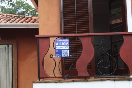 Casa de condomínio para alugar com 750m², 4 quartos e 3 vagasPlaca