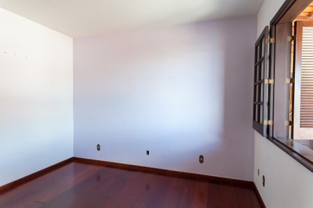 Casa à venda com 397m², 5 quartos e 2 vagasquarto 4