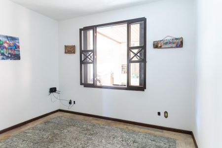 Casa à venda com 397m², 5 quartos e 2 vagasquarto 1 / escritorio