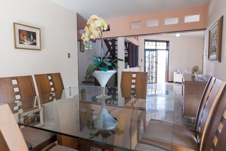 Casa à venda com 397m², 5 quartos e 2 vagasSala de Jantar