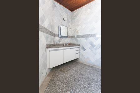 Casa à venda com 397m², 5 quartos e 2 vagasBanheiro Social