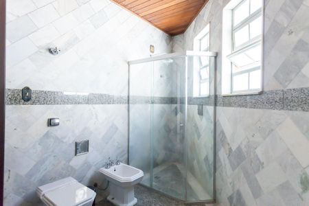 Casa à venda com 397m², 5 quartos e 2 vagasBanheiro Social