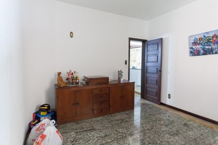 Casa à venda com 397m², 5 quartos e 2 vagasquarto 1 / escritorio