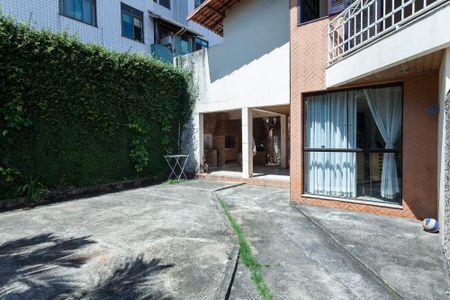 Casa à venda com 397m², 5 quartos e 2 vagasfachada