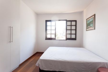 Casa à venda com 397m², 5 quartos e 2 vagasquarto 3