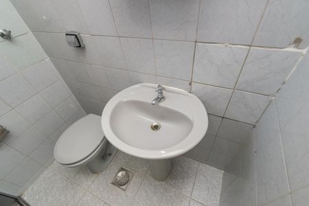 Apartamento para alugar com 60m², 1 quarto e sem vagaBanheiro