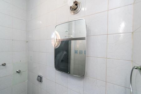 Apartamento para alugar com 60m², 1 quarto e sem vagaBanheiro