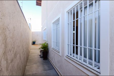 Casa à venda com 175m², 3 quartos e 3 vagasCorredor Lateral 