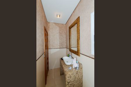 Casa à venda com 175m², 3 quartos e 3 vagasLavabo