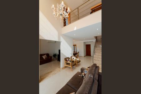 Casa à venda com 175m², 3 quartos e 3 vagasSala