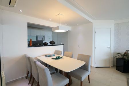 Apartamento para alugar com 106m², 3 quartos e 2 vagas Apartamento para alugar com 106m², 3 quartos e 2 vagasSala