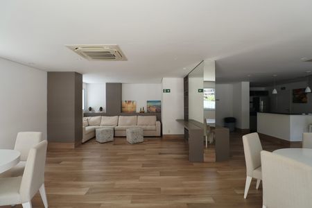 Apartamento para alugar com 106m², 3 quartos e 2 vagas Apartamento para alugar com 106m², 3 quartos e 2 vagasÁrea comum - Salão de festas