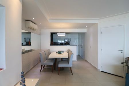 Apartamento para alugar com 106m², 3 quartos e 2 vagas Apartamento para alugar com 106m², 3 quartos e 2 vagasSala