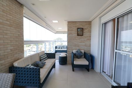 Apartamento para alugar com 106m², 3 quartos e 2 vagas Apartamento para alugar com 106m², 3 quartos e 2 vagasVaranda