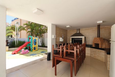Apartamento para alugar com 106m², 3 quartos e 2 vagas Apartamento para alugar com 106m², 3 quartos e 2 vagasÁrea comum - Churrasqueira