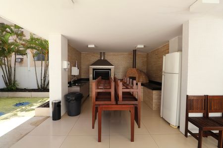 Apartamento para alugar com 106m², 3 quartos e 2 vagas Apartamento para alugar com 106m², 3 quartos e 2 vagasÁrea comum - Churrasqueira
