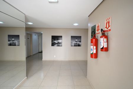 Apartamento à venda com 65m², 2 quartos e 1 vagaHall social