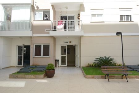 Apartamento à venda com 65m², 2 quartos e 1 vagaFachada do bloco