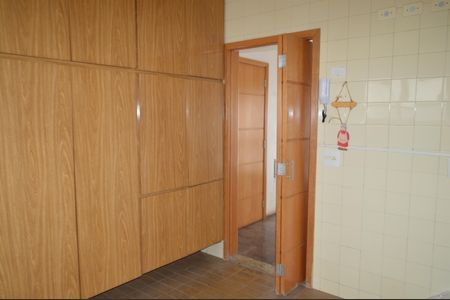 Apartamento à venda com 131m², 3 quartos e 3 vagasCozinha