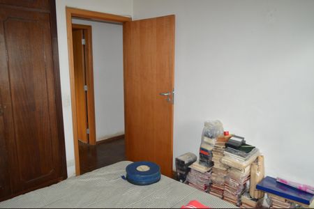 Apartamento à venda com 131m², 3 quartos e 3 vagasQuarto 2