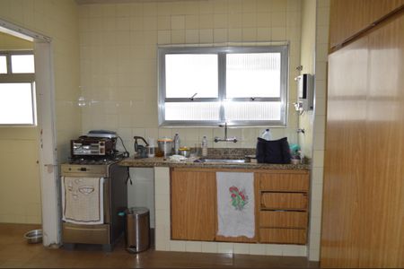 Apartamento à venda com 131m², 3 quartos e 3 vagasCozinha