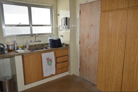 Apartamento à venda com 131m², 3 quartos e 3 vagasCozinha