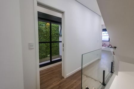 Casa para alugar com 160m², 4 quartos e 2 vagasCorredor superior