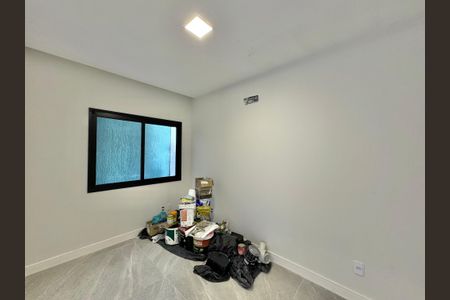 Casa de condomínio à venda com 180m², 4 quartos e 2 vagasSuíte 4