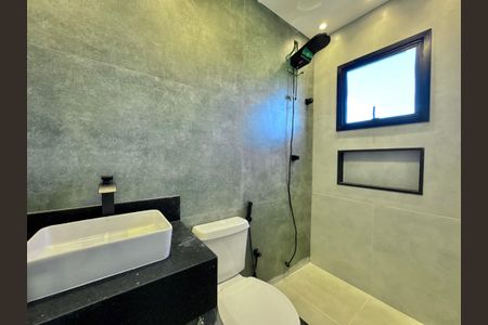 Casa de condomínio à venda com 180m², 4 quartos e 2 vagasSuíte 3 - Banheiro