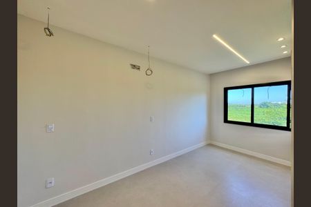 Casa de condomínio à venda com 180m², 4 quartos e 2 vagasSuíte 2