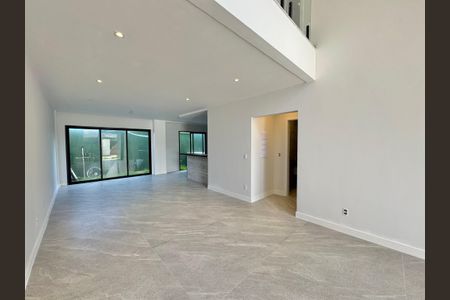 Casa de condomínio à venda com 180m², 4 quartos e 2 vagasSala