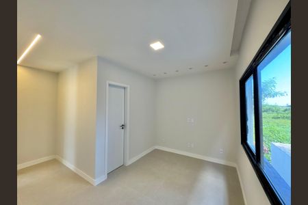 Casa de condomínio à venda com 180m², 4 quartos e 2 vagasSuíte 3