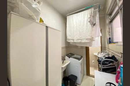 Apartamento à venda com 73m², 2 quartos e 1 vagaÁrea de Serviço