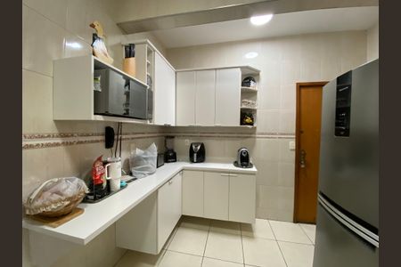 Apartamento à venda com 73m², 2 quartos e 1 vagaCozinha