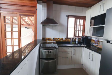 Apartamento à venda com 257m², 2 quartos e 3 vagasCozinha e Área de Serviço