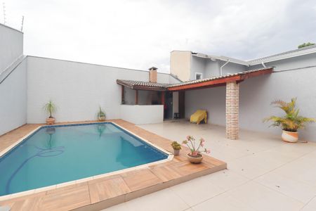 Apartamento à venda com 257m², 2 quartos e 3 vagasQuintal